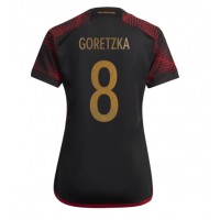 Saksa Leon Goretzka #8 Vieraspaita Naiset MM-kisat 2022 Lyhythihainen
